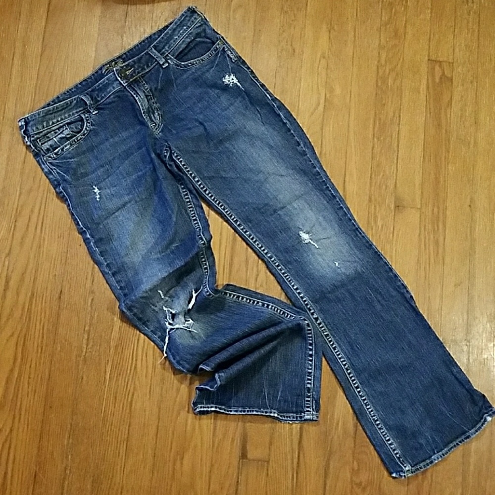 Distressed Silver jeans